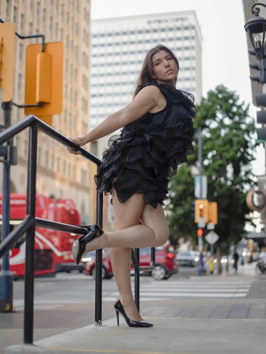 Rose T., fashion and runway model in San Diego, CA (portfolio photo 5)
